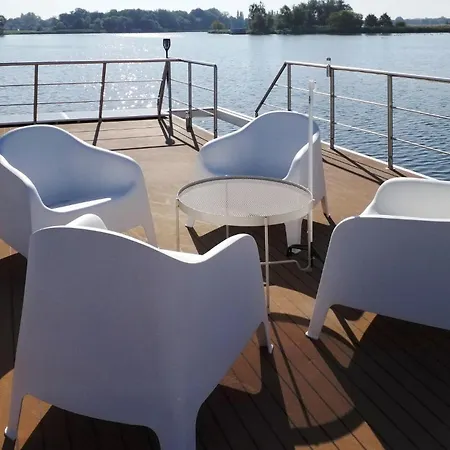 Lovely Ship In Havelsee Ot Kuetzkow With View Botel